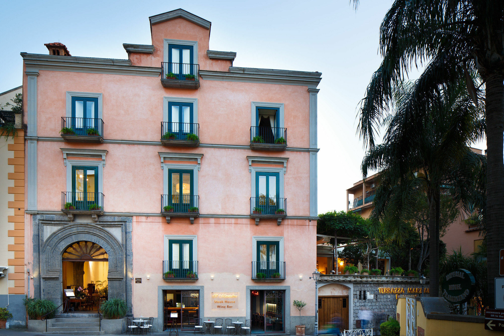 Hotel Palazzo Marziale Sorrento Esterno foto